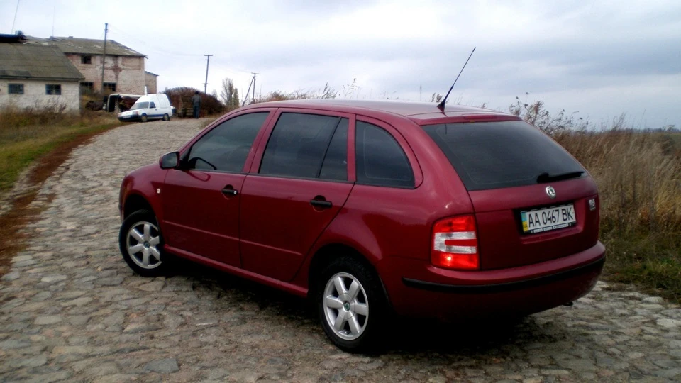 Skoda Fabia Combi 1.4 16v Вишенька 2