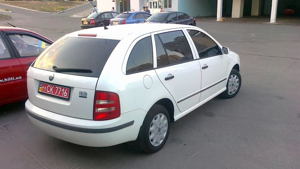 Skoda Fabia Combi 1.4 (6Y2) 4