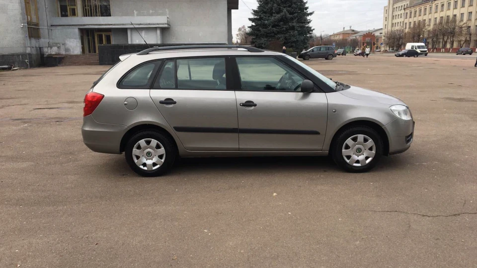 Skoda Fabia Combi 1.4 Бобик 2