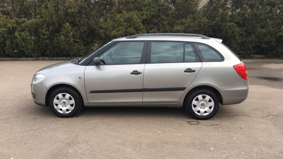 Skoda Fabia Combi 1.4 Бобик 3