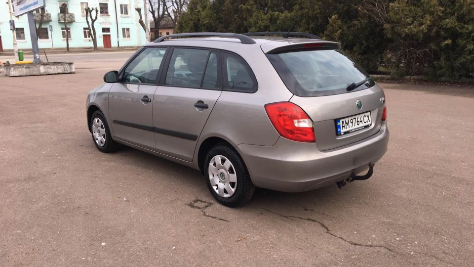 Skoda Fabia Combi 1.4 Бобик 4