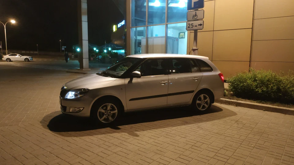 Skoda Fabia Combi 1.4 Elegance 5