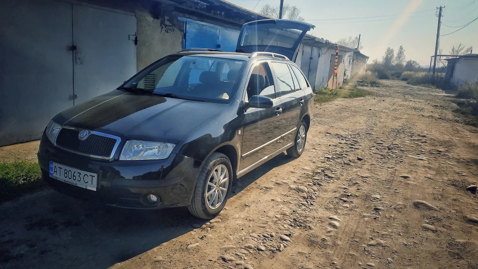 Skoda Fabia Combi Black swallow 3