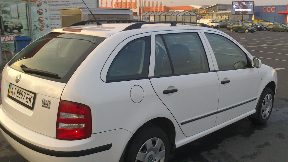 Skoda Fabia Combi Cat mobile 2 4