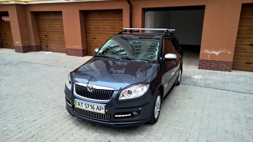 Skoda Fabia Combi сірий антрацит 5