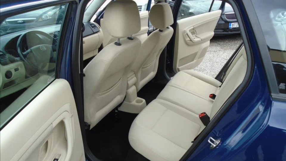 Skoda Fabia Combi ELEGANS 5