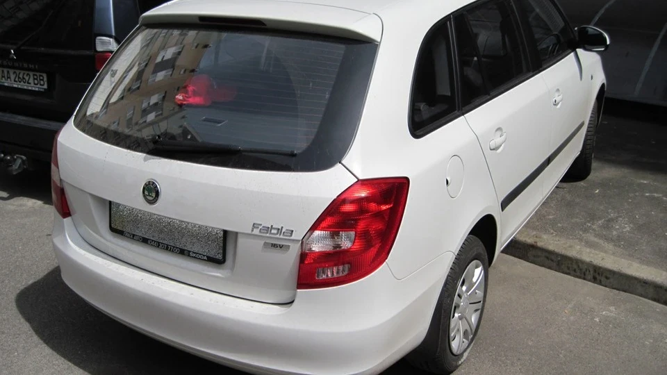 Skoda Fabia Combi мешканець середньої смуги 2