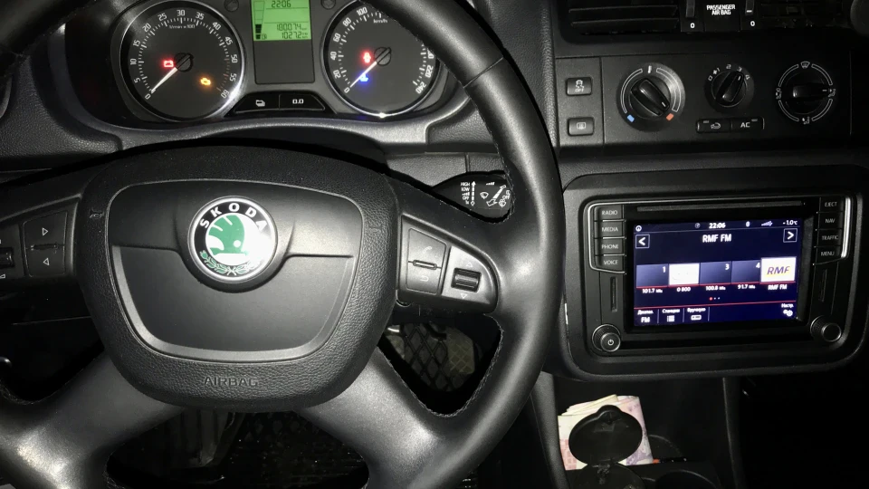 Skoda Fabia Combi сірий металік 1.6tdi 3