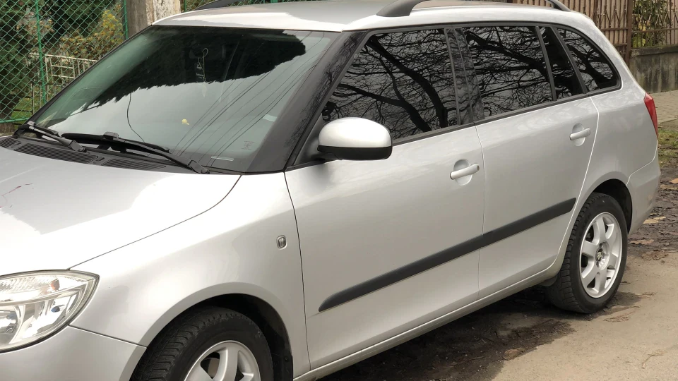 Skoda Fabia Combi Сталева куля 3