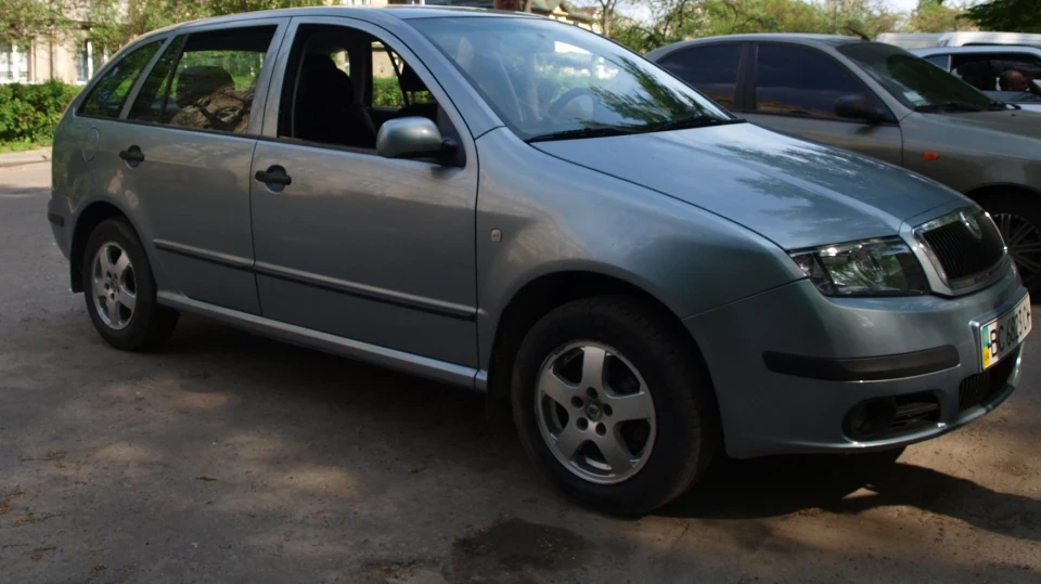 Skoda Fabia Combi Універсальна 2