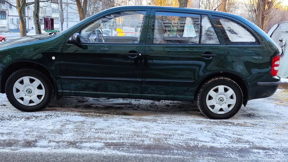 Skoda Fabia Combi Green) 2