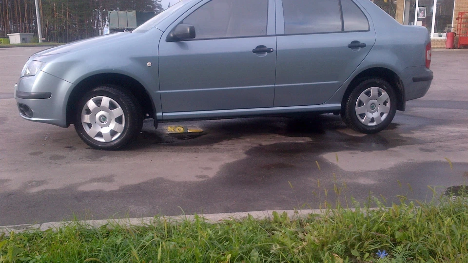 Skoda Fabia Sedan 3