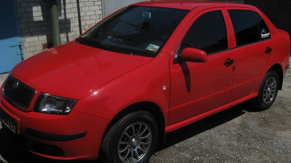 Skoda Fabia Sedan 1.4 16V 101конИк 4
