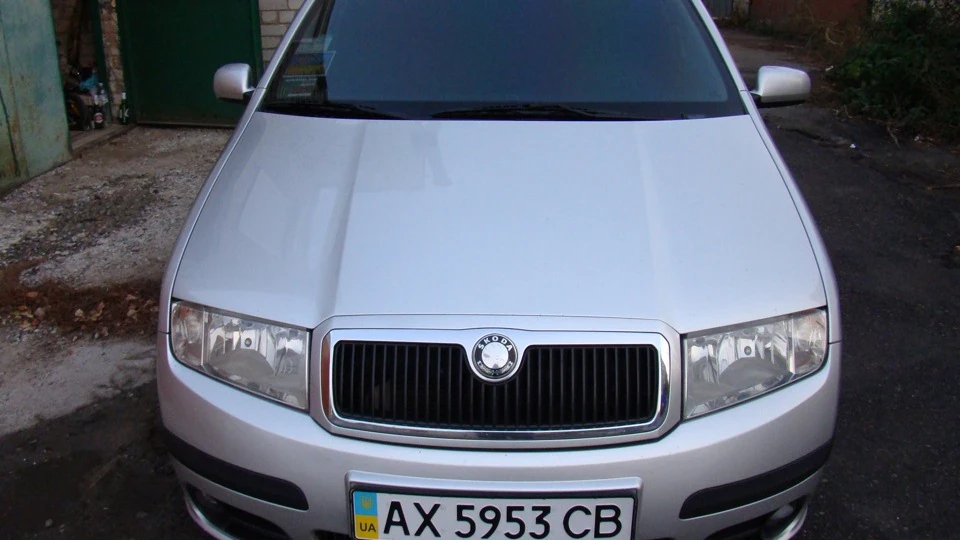 Skoda Fabia Sedan 16v 101h.p. 2