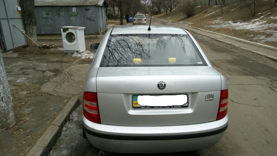Skoda Fabia Sedan Срібний металік ,1.2 2
