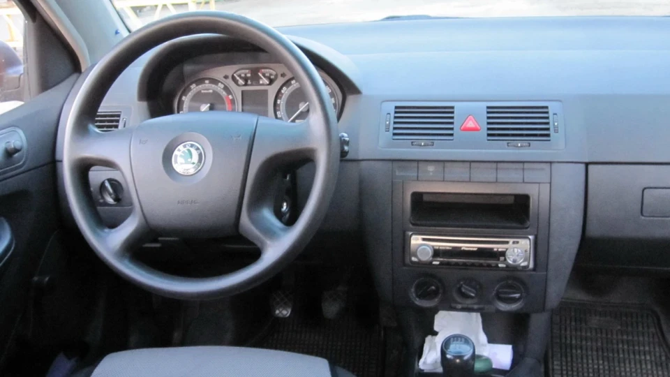 Skoda Fabia 1.2 HTP 2