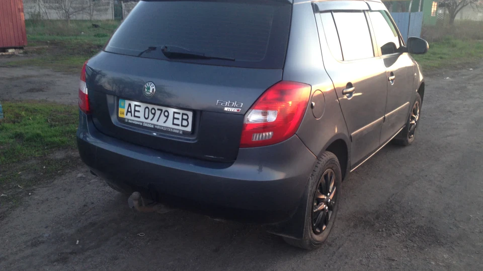 Skoda Fabia 1.2 темно-сірий металік