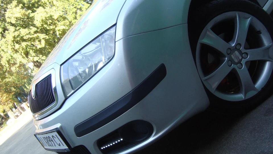 Skoda Fabia 1.4 16V 101 ЛС 3