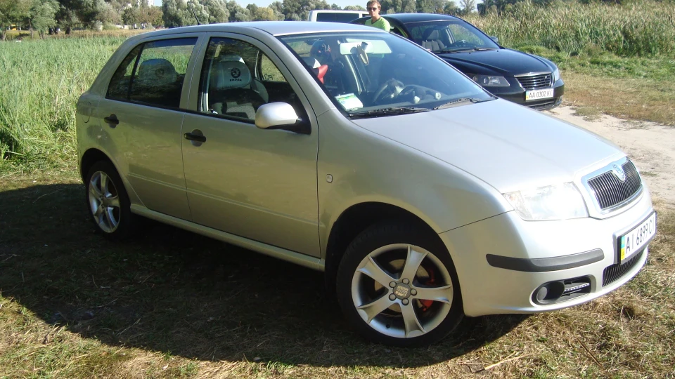 Skoda Fabia 1.4 16V 101 ЛС 5
