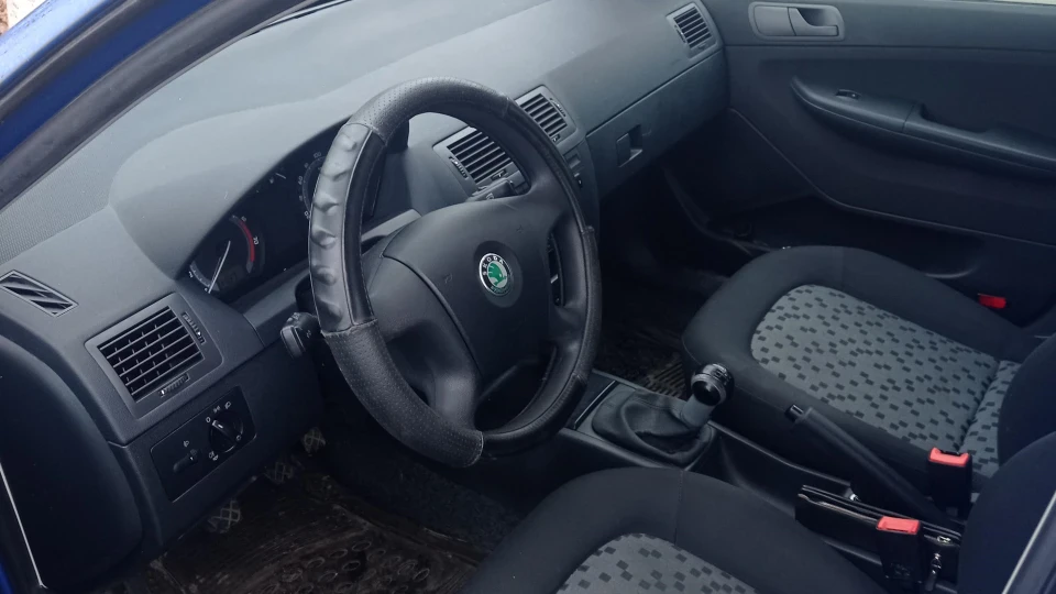 Skoda Fabia 16V 4