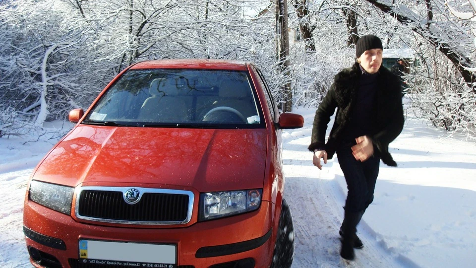 Skoda Fabia апельсинова