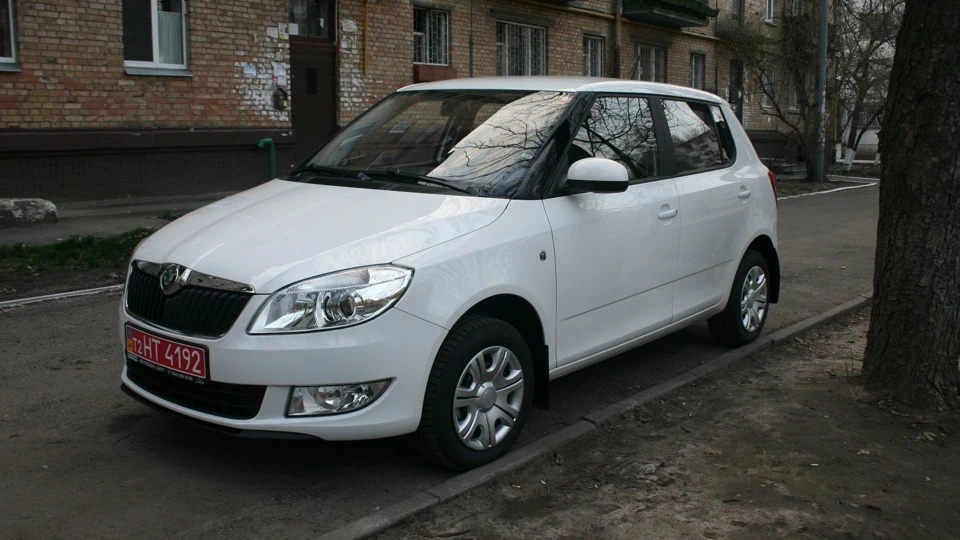 Skoda Fabia Блондинка з Соломонове 3