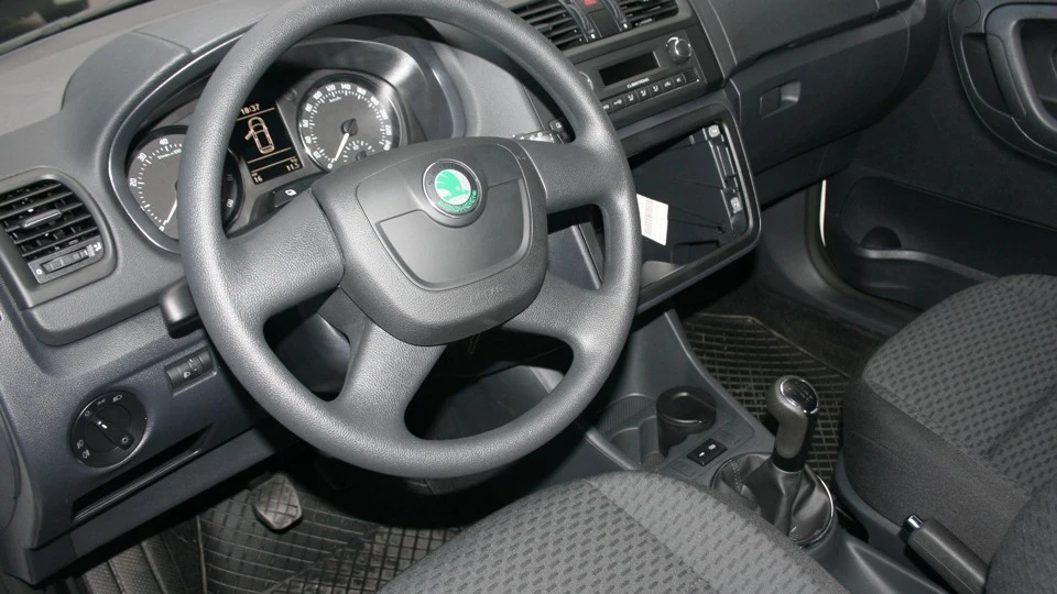 Skoda Fabia Блондинка з Соломонове 4