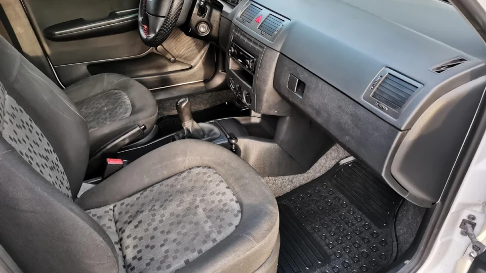 Skoda Fabia Дриста 3