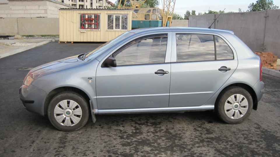 Skoda Fabia Маленька чешка 2