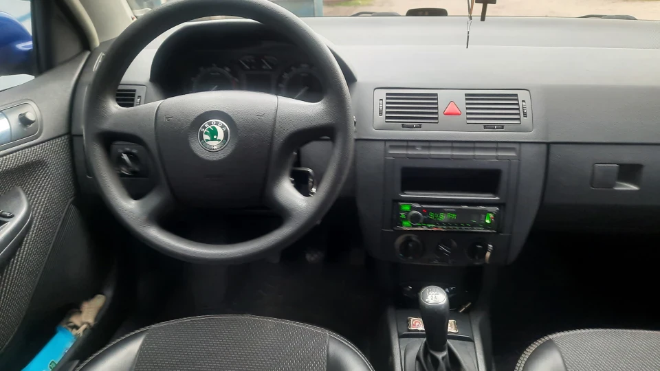Skoda Fabia Малятко