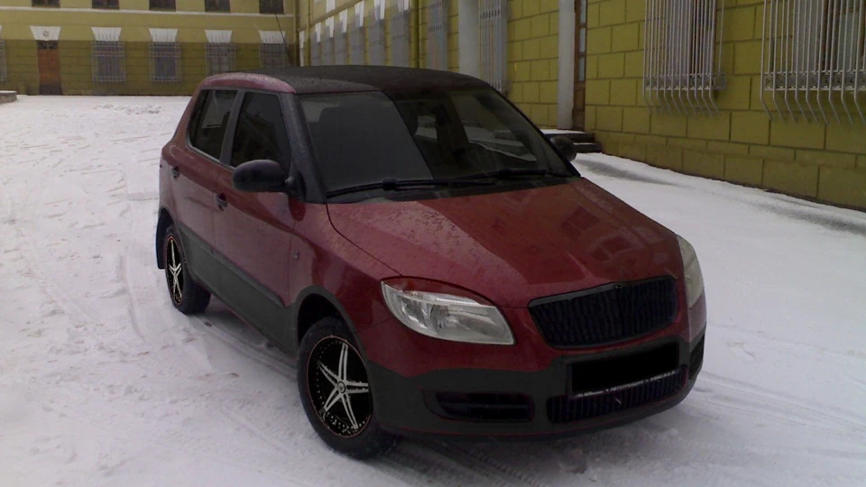 Skoda Fabia міні-позашляховик 4