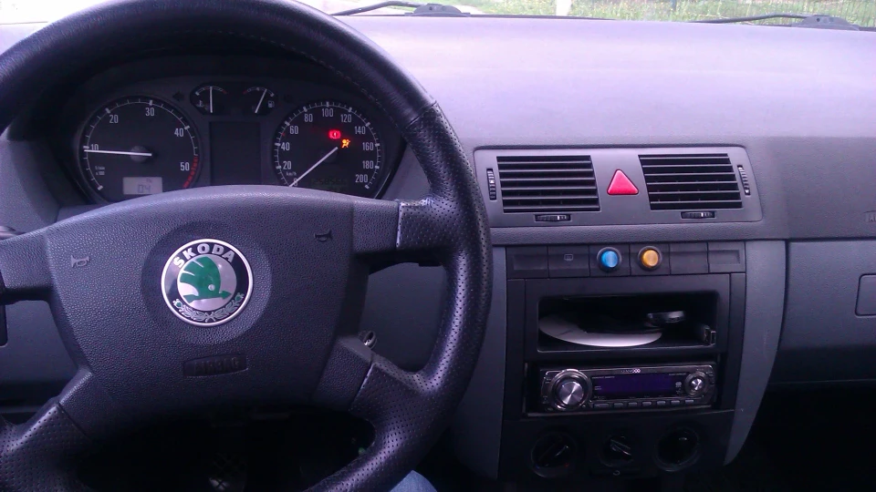 Skoda Fabia Мk1 2
