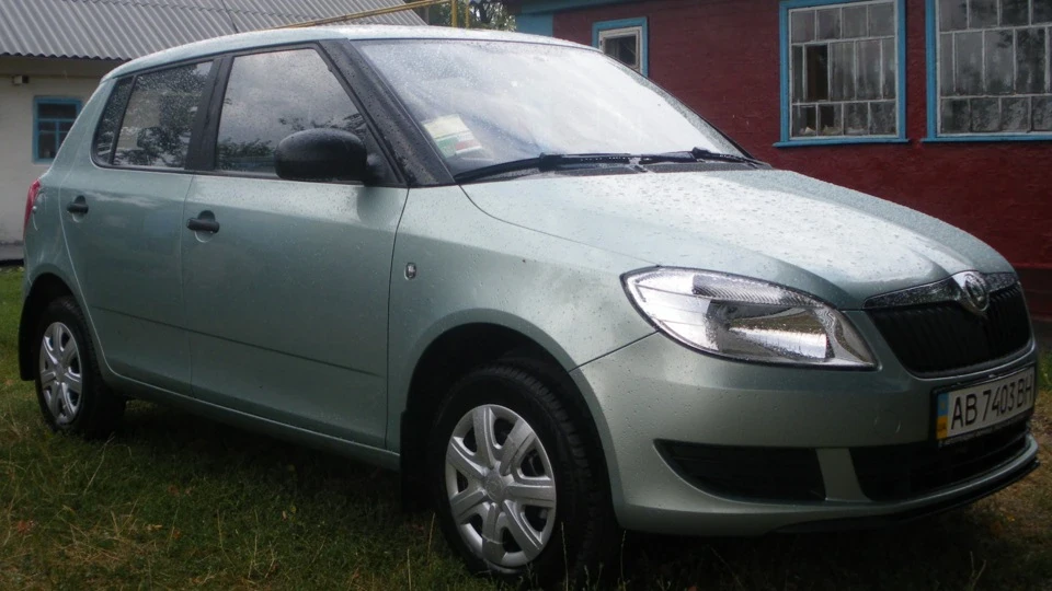 Skoda Fabia new зелений арктичний