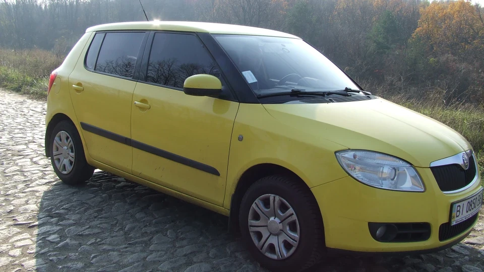 Skoda Fabia Сонечко