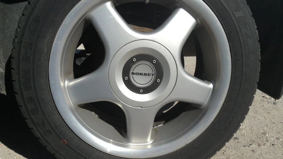Skoda Fabia Спалах 16v