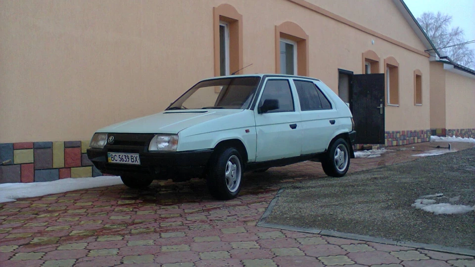 Skoda Favorit білка* 2