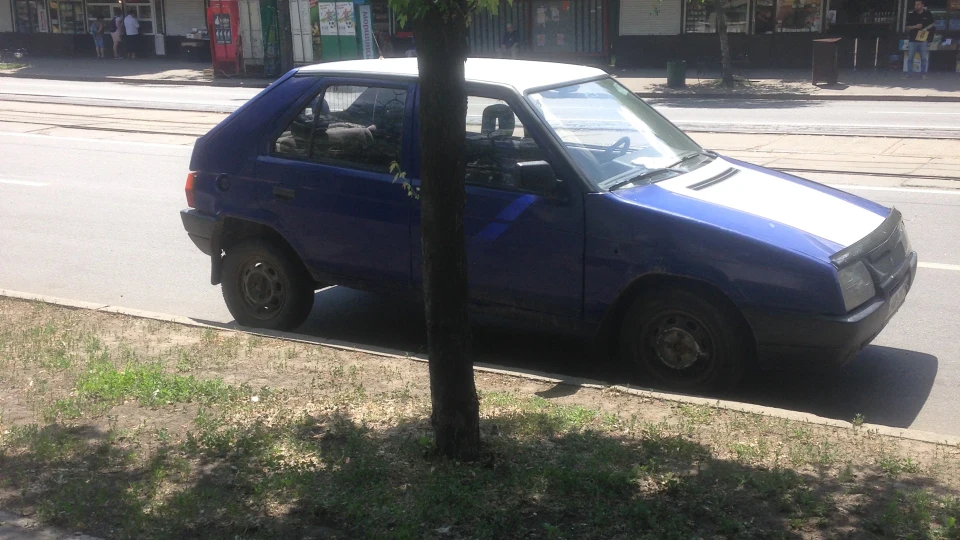 Skoda Favorit Синя Фрося