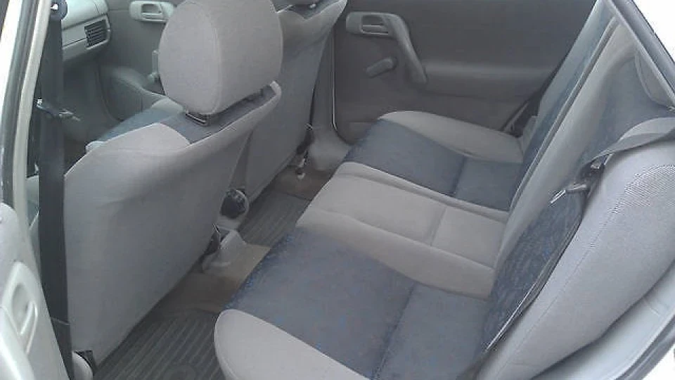 Skoda Felicia Біленький універсальчик) 2