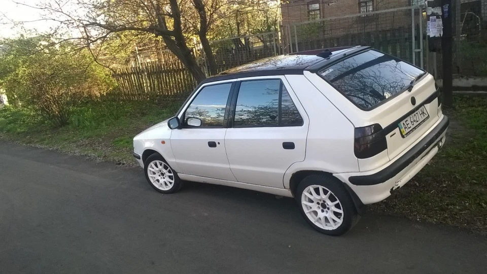 Skoda Felicia Білосніжка 2.0 3