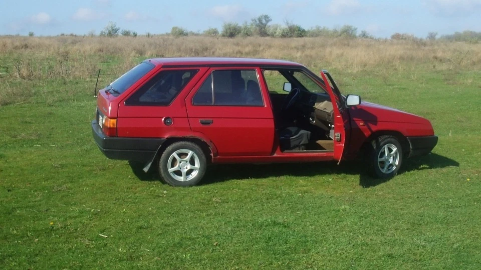 Skoda Forman Червона СтрЕЛ@ 4