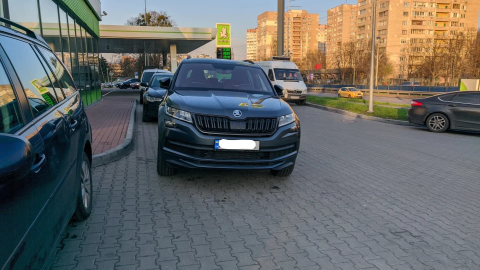 Skoda Kodiaq 2.0 TSI quartz grey SL 4