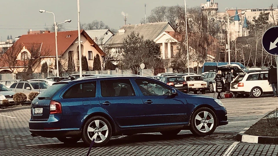 Skoda Octavia Combi RS 🚀 4