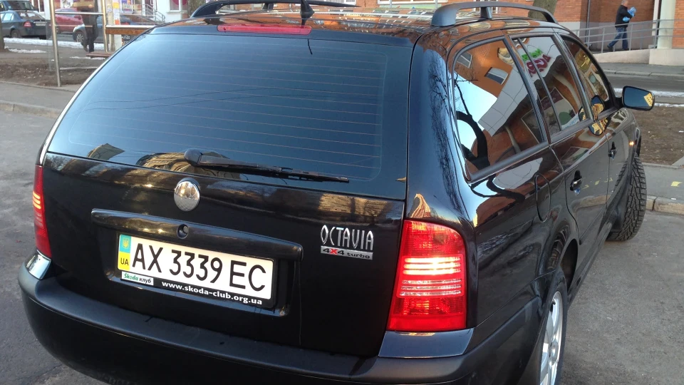 Skoda Octavia Combi RS 4х4 Turbo 2