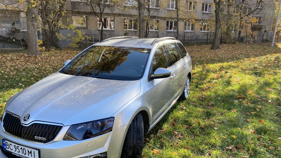 Skoda Octavia Combi RS Silver mouse 4x4 2