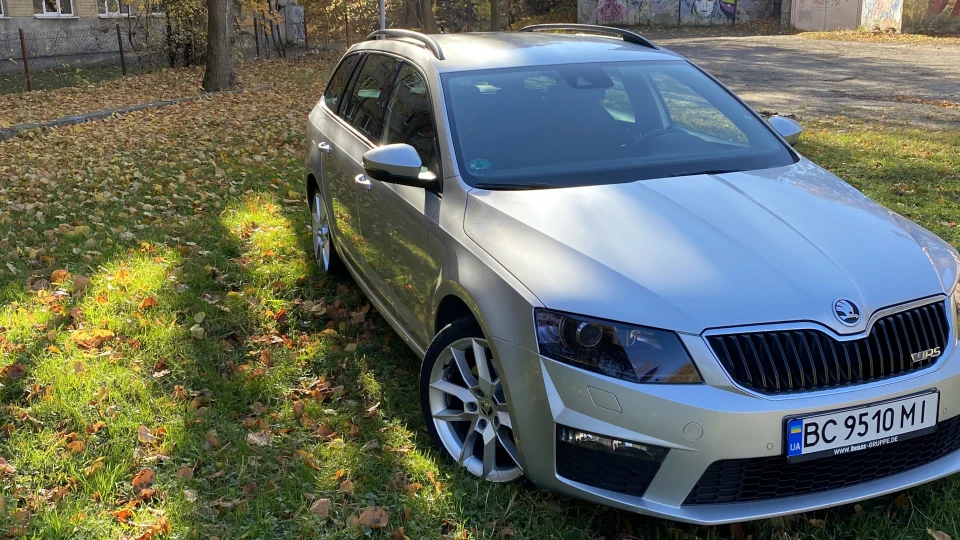 Skoda Octavia Combi RS Silver mouse 4x4 4
