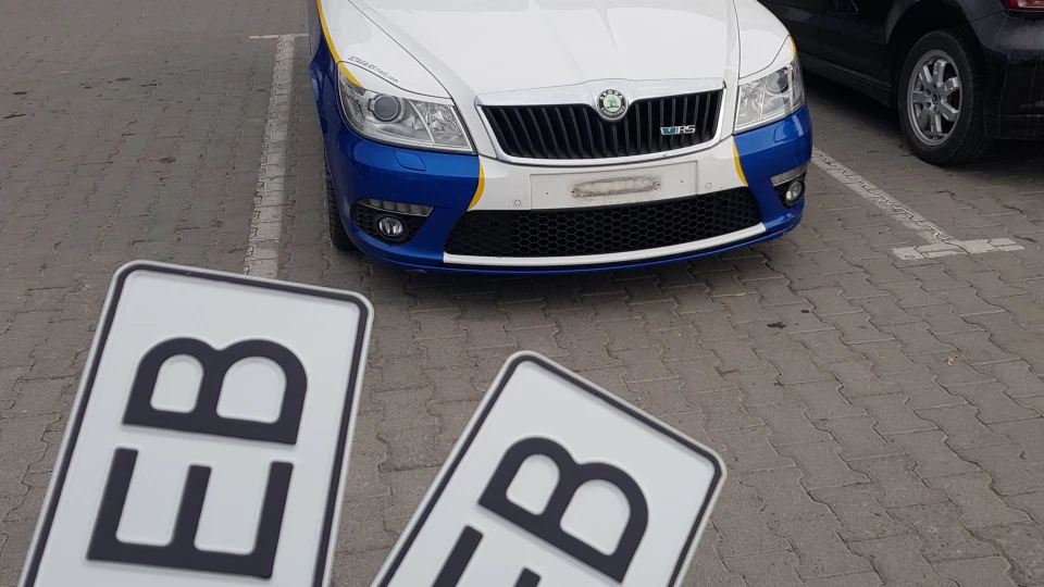 Skoda Octavia Combi RS Синьо-біла ракета