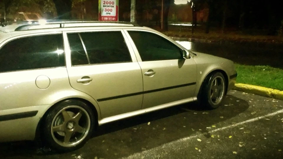 Skoda Octavia Combi 2