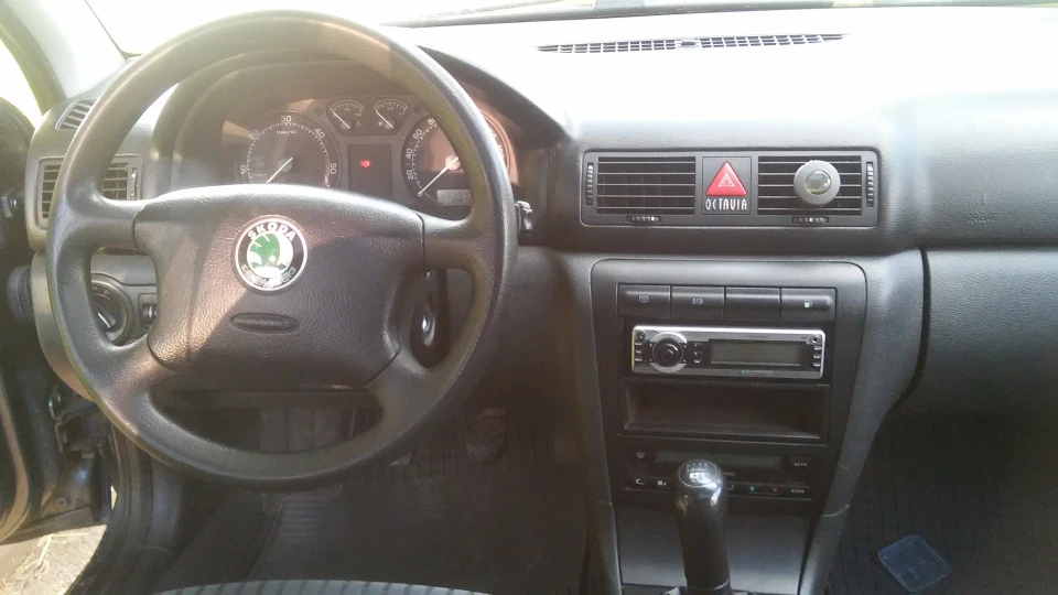 Skoda Octavia Combi 3