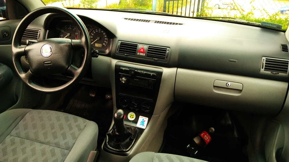 Skoda Octavia Combi 2