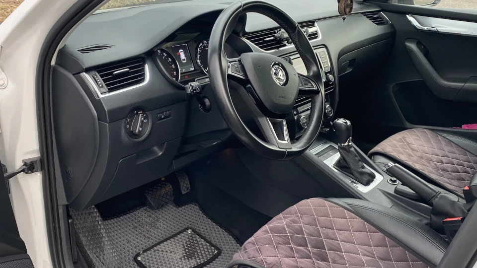 Skoda Octavia Combi 5